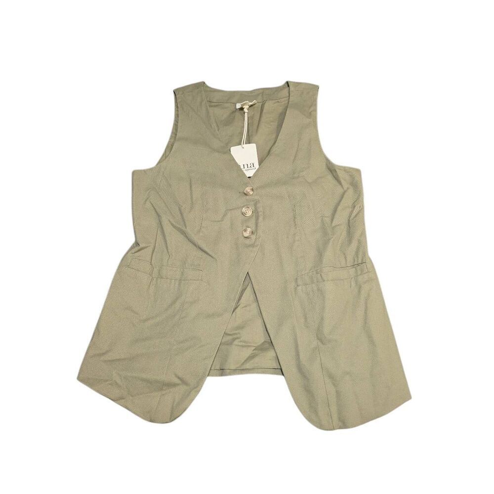 NWT a.n.a sageโgreen sleeveless button-front top lightweight waistcoat Women's S